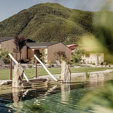 Amolaris Garden & Lodge